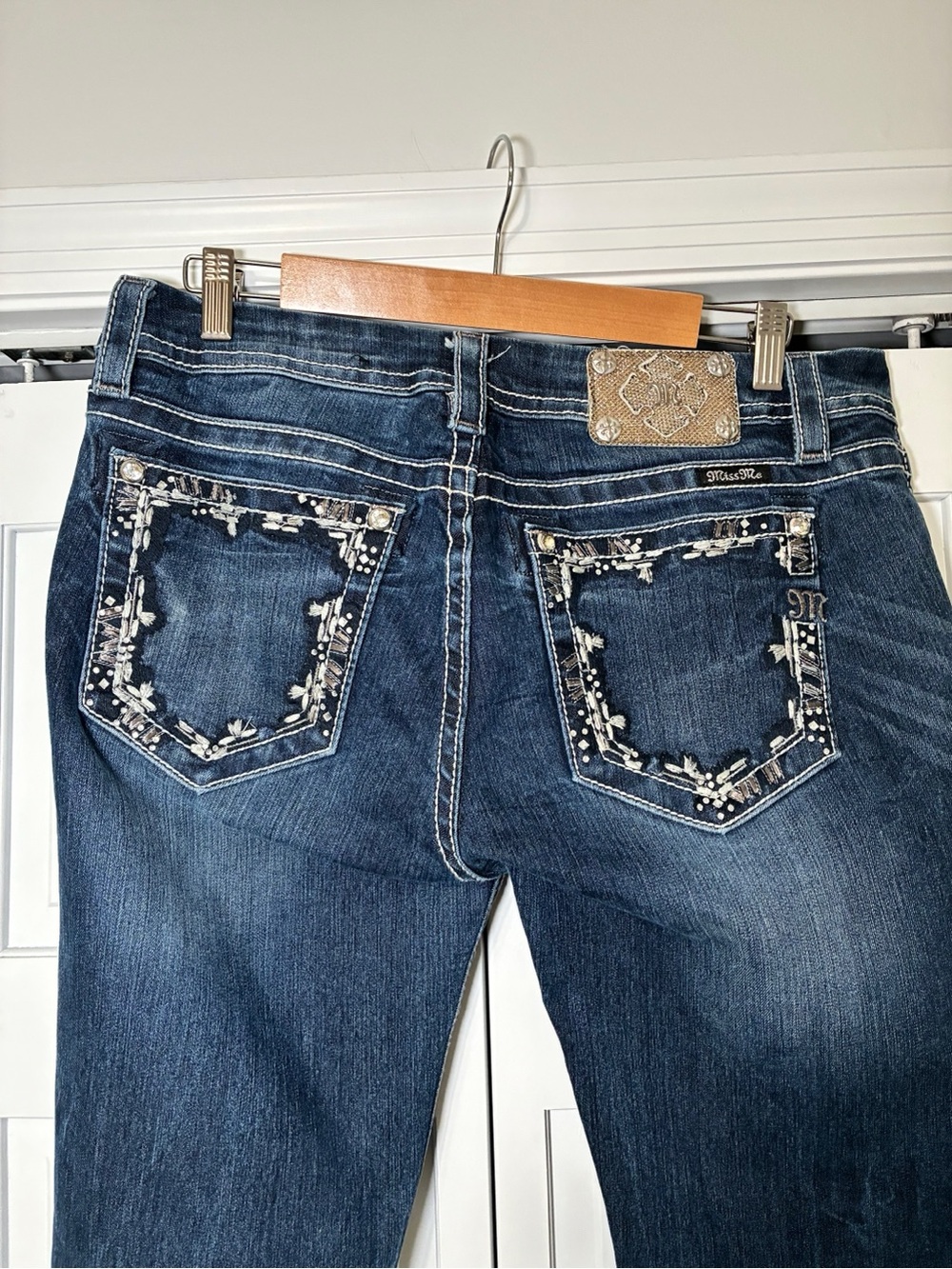 Miss Me bootcut embellished size 31 jeans - Picture 2 of 11